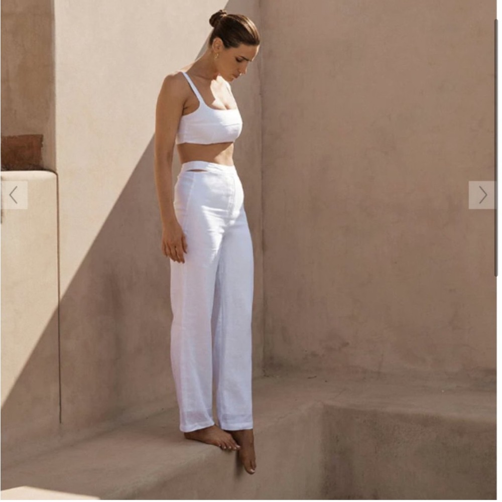 DISSH RIVER WHITE LINEN CUT OUT PANTS